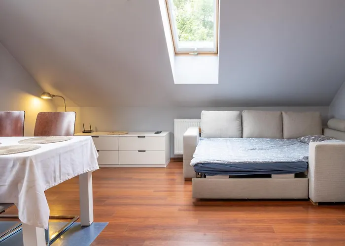 A Comfortable Midway Krakow-oswiecim Chrzanów