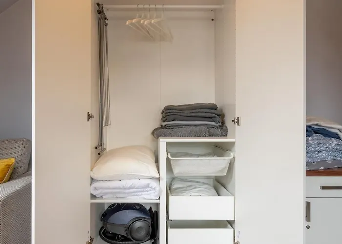 A Comfortable Midway Krakow-oswiecim * Chrzanów