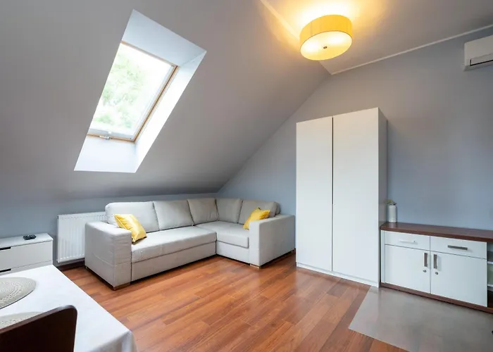 Appartamento A Comfortable Midway Krakow-oswiecim